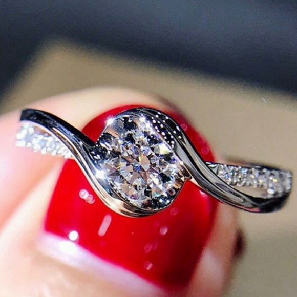 Jewelry - NEW Lovely Cubic Zirconia Silver Tone Ring